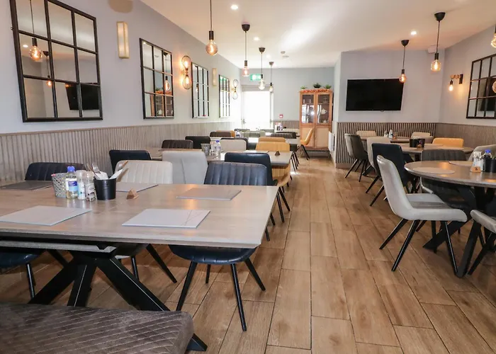 Number 2 Dome Nyaraló